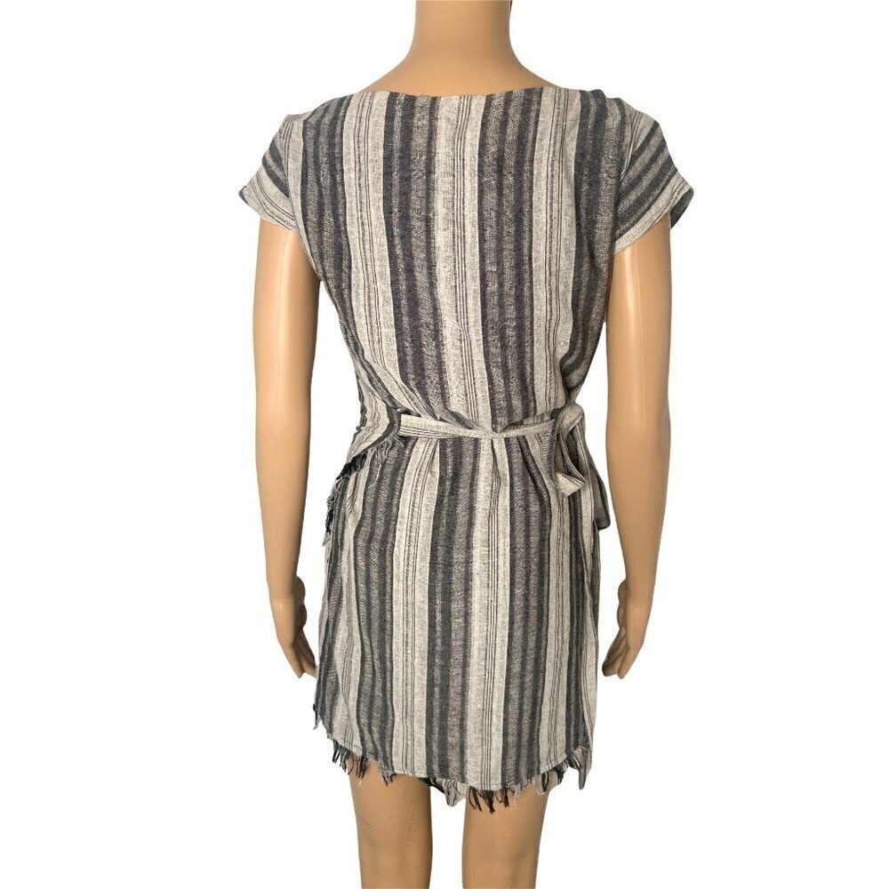 Lulu's Island Retreat Grey Striped Wrap Dress 100% Cotton Size XS - Picture 6 of 10